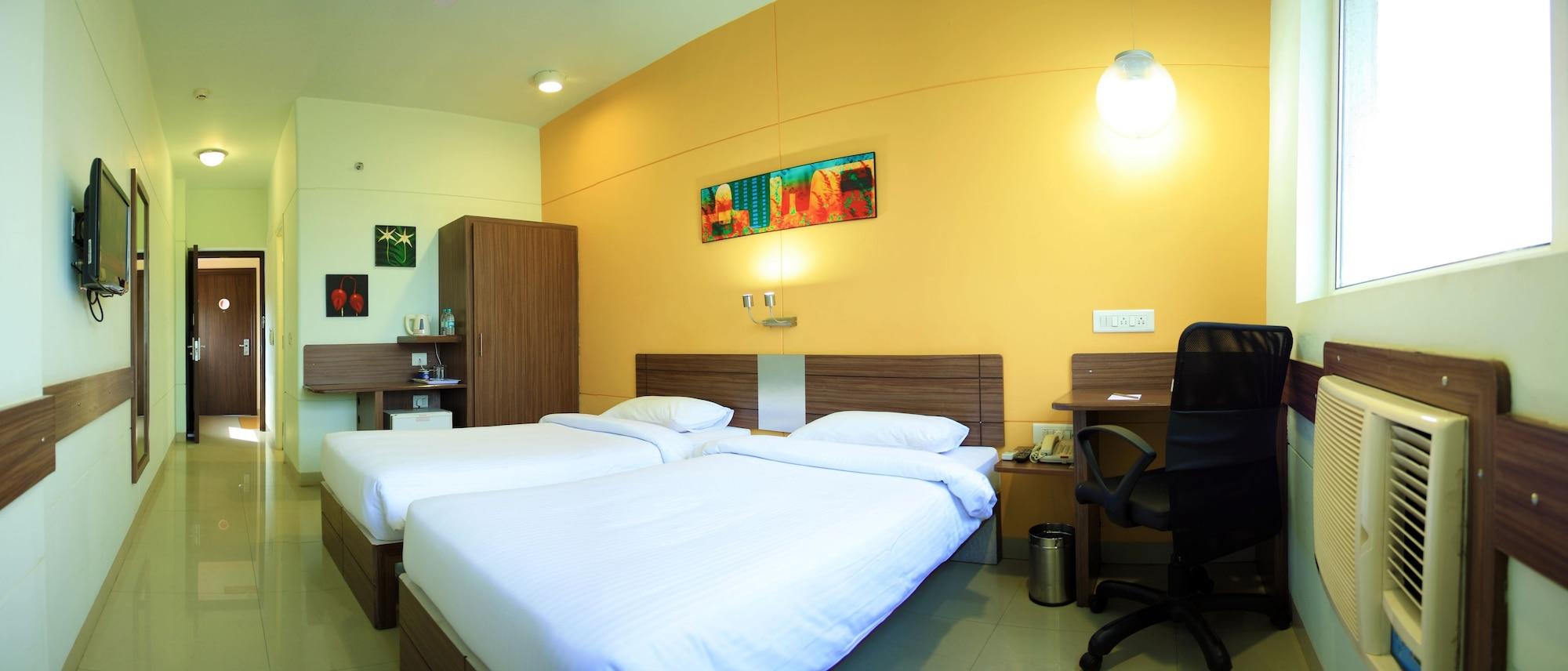 Ahmedabad Vastrapur Hotel Exterior photo
